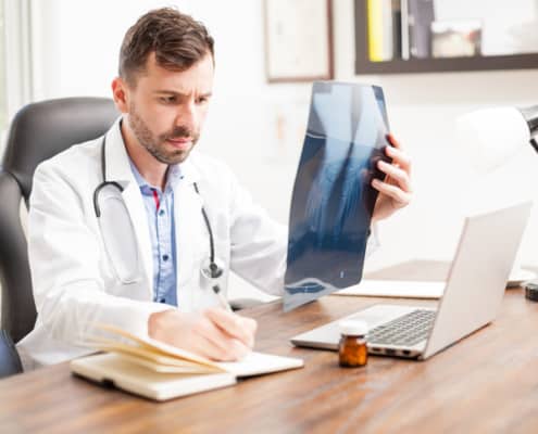 Orthopedist vs Rheumatologist