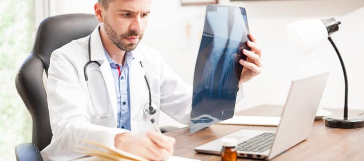 Orthopedist vs Rheumatologist